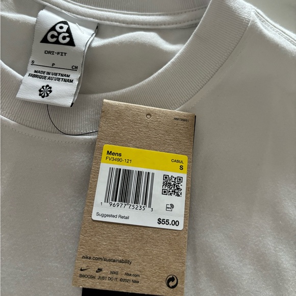 Nike ACG Recycle T-Shirt Mens Size Small - Picture 3 of 5